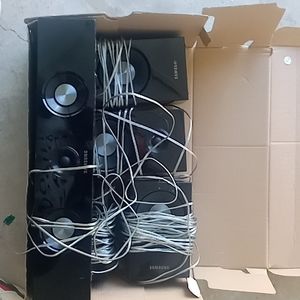 Samsung surround sound and bar